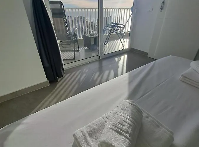 Panoramic Floor - Americas